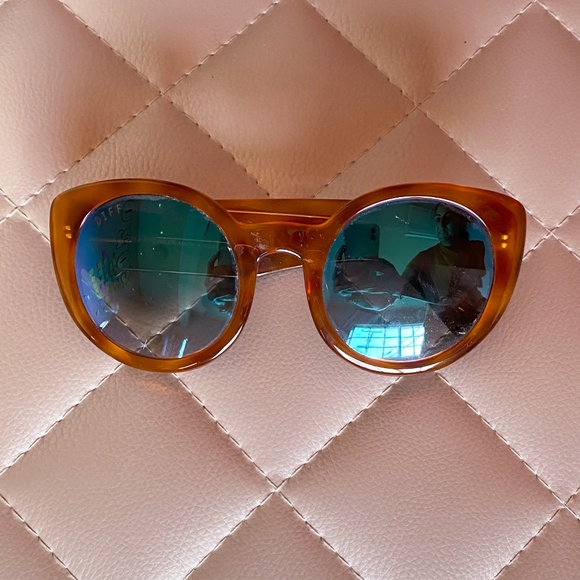 Diff Eyewear Accessories - BRAND NEW Diff Eyewear Sunglasses